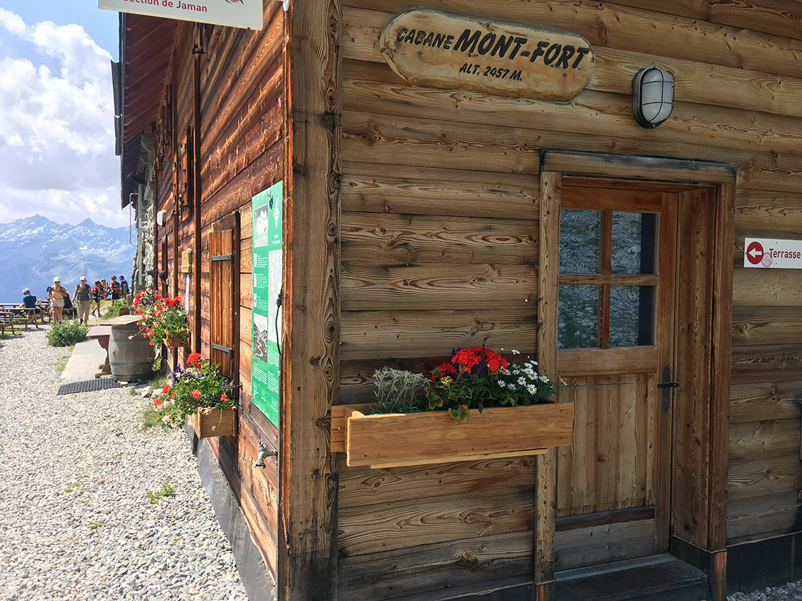 haute-route-2-cabane-de-mont-fort-back