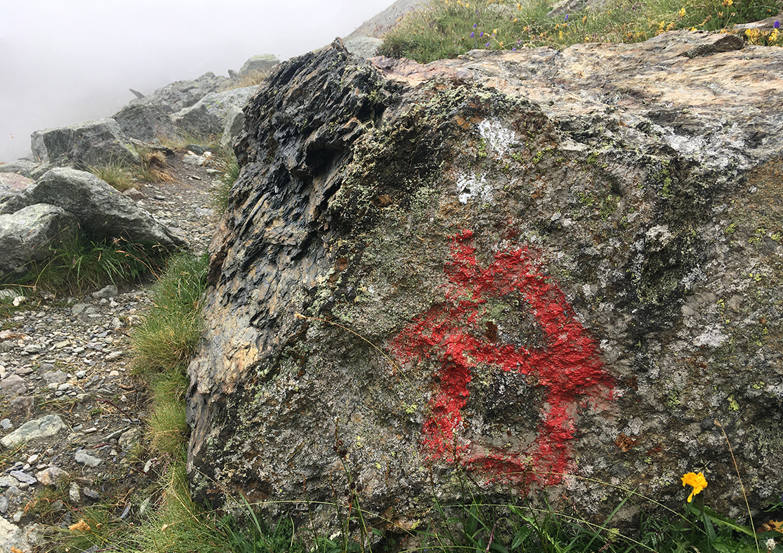 haute-route-4-sign-cabane-des-dix
