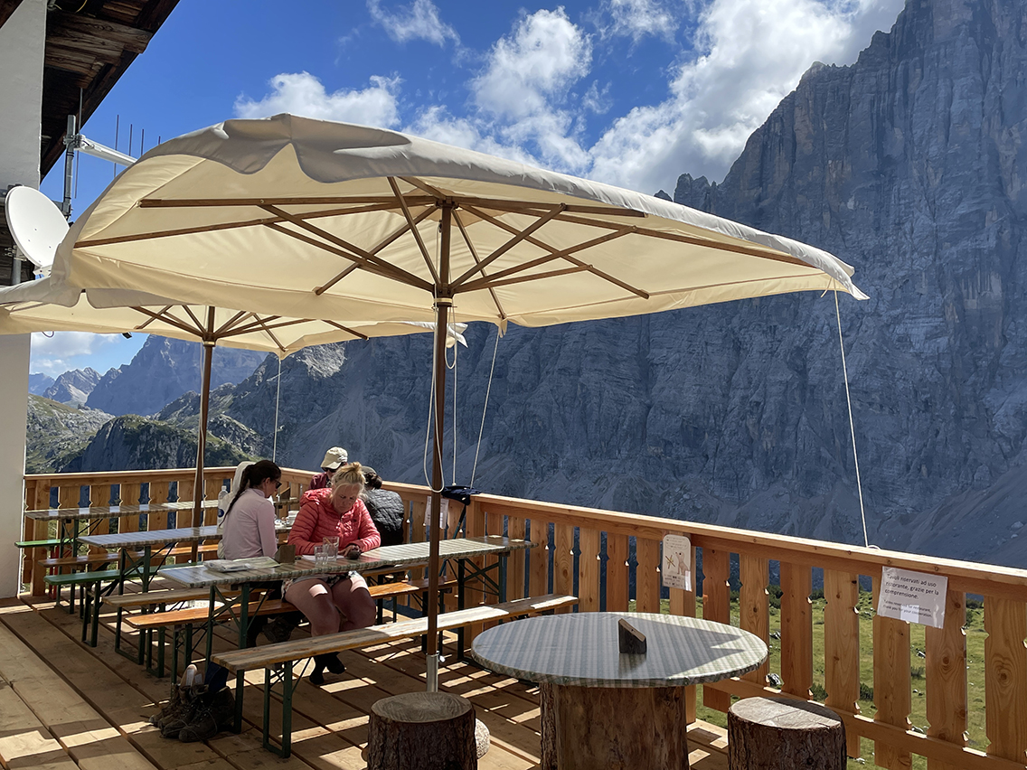 alta-via-uno-tissi-terrace