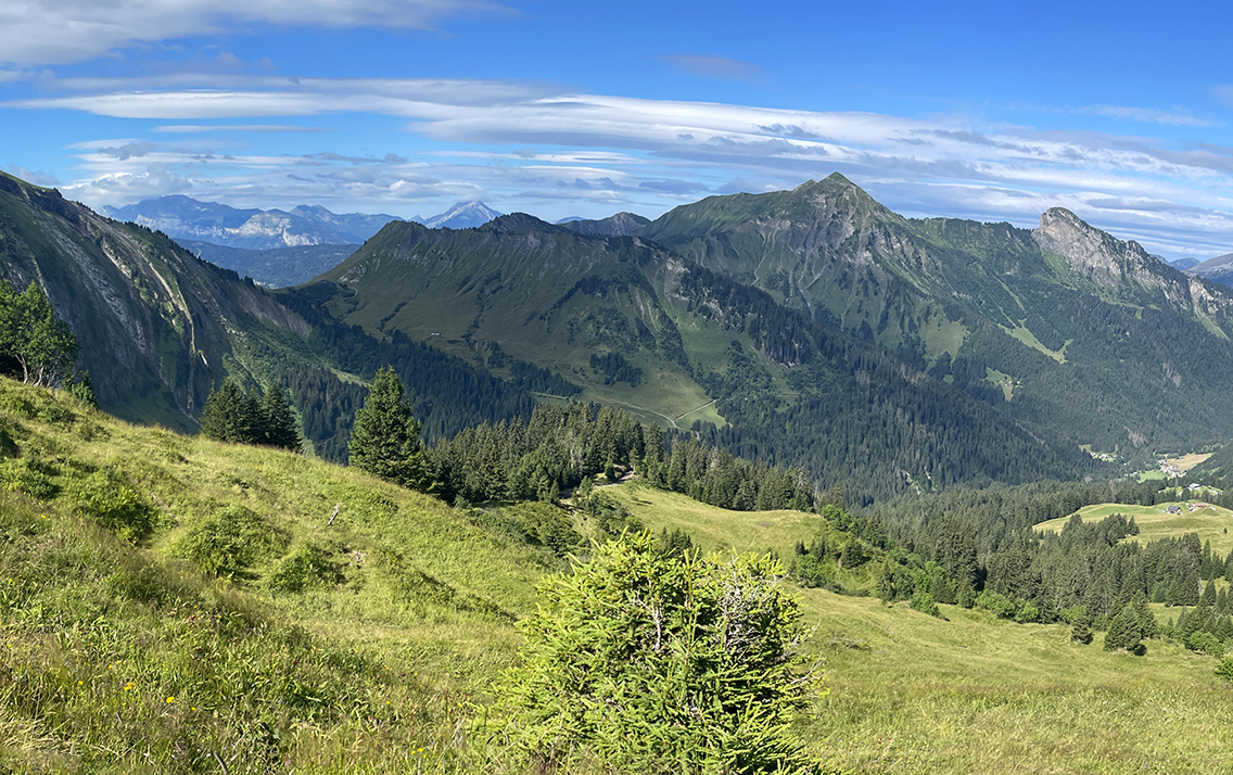 gr5-stage1-day3-col-de-coux-view-col-golese